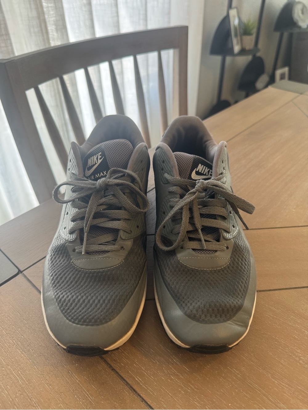 Nike Men’s Air Max Golf Shoes - Grey, Black, & White - Picture 2 of 13